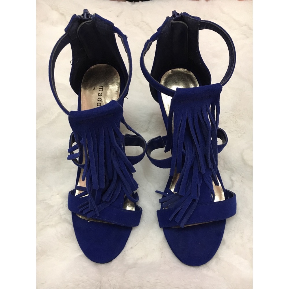 🌺MADDEN GIRL DEMIIII FRINGE SANDALS🌺